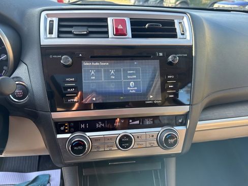 Used 2017 Subaru Outback 3.6R Limited image 5