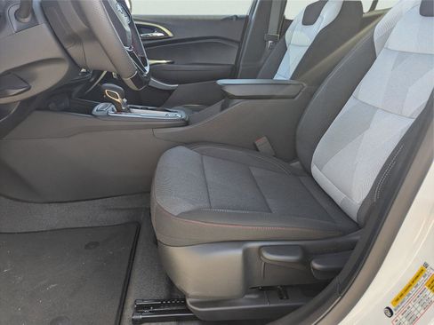 New 2026 Chevrolet Trax RS w/ Driver Confidence Package FWD image 40