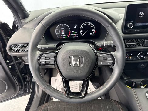 Used 2025 Honda HR-V Sport image 24