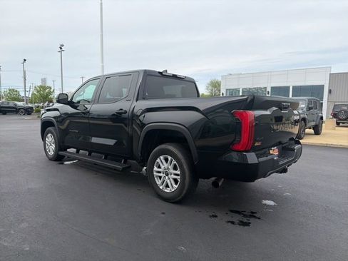 Used 2023 Toyota Tundra SR5 AWD/4WD image 5