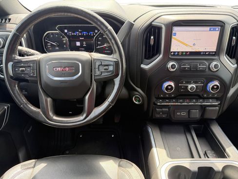 Used 2021 GMC Sierra 1500 AT4 w/ AT4 Value Package AWD/4WD image 14