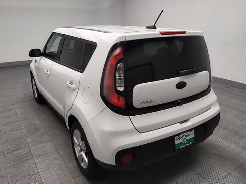 Used 2019 Kia Soul FWD image 5