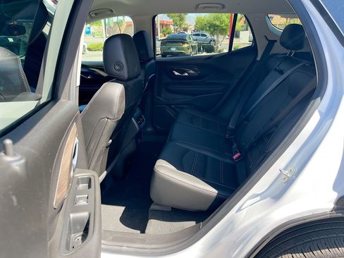 Used 2024 GMC Terrain Denali AWD/4WD image 25