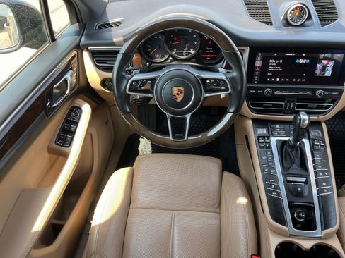Used 2019 Porsche Macan AWD/4WD image 13