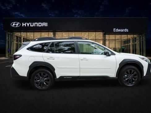 Used 2023 Subaru Outback Onyx Edition AWD/4WD image 13