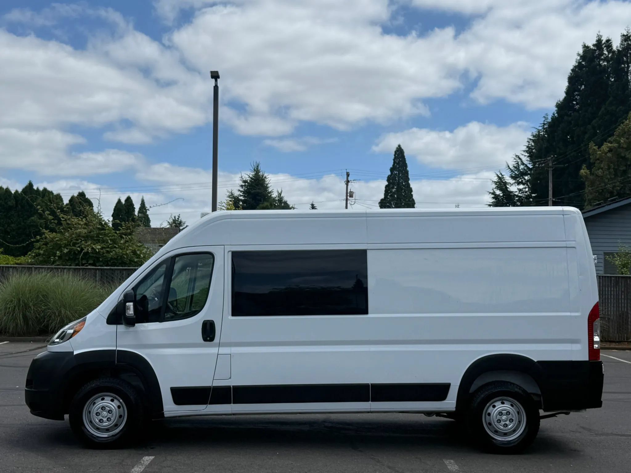 Used 2021 RAM ProMaster 2500 FWD image 2