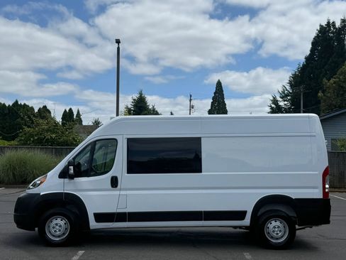 Used 2021 RAM ProMaster 2500 FWD image 2