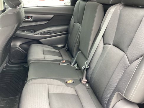 Used 2023 Subaru Ascent Premium w/ Convenience Package image 13