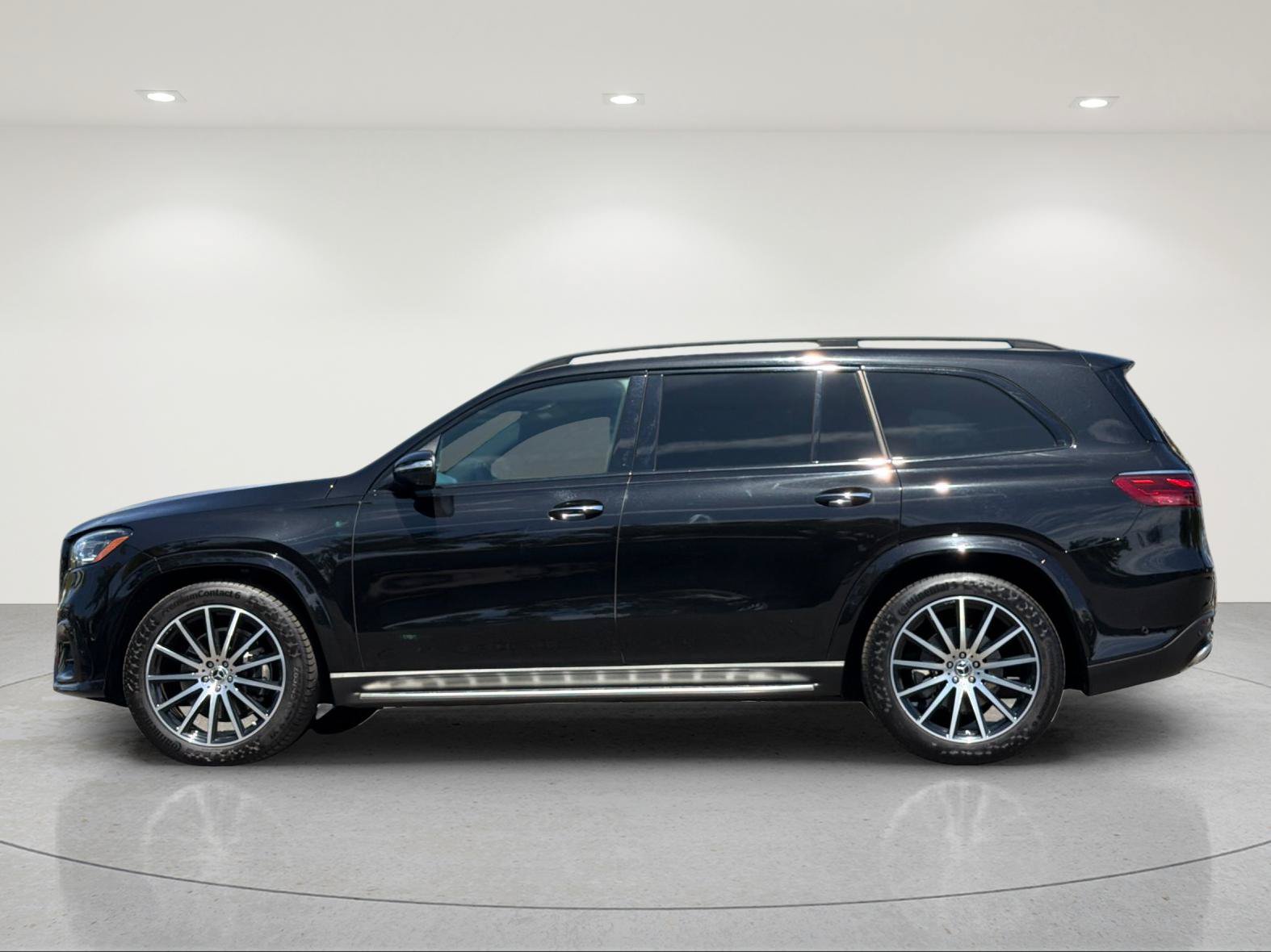 Certified 2024 Mercedes-Benz GLS 580 4MATIC image 2