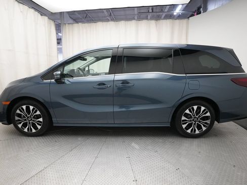 Certified 2026 Honda Odyssey Elite image 25