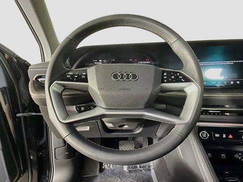 Certified 2025 Audi Q5 Premium Plus w/ Premium Plus AWD/4WD image 10