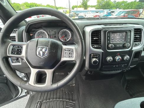 Used 2022 RAM 1500 Classic Warlock w/ Technology Package I RWD image 18