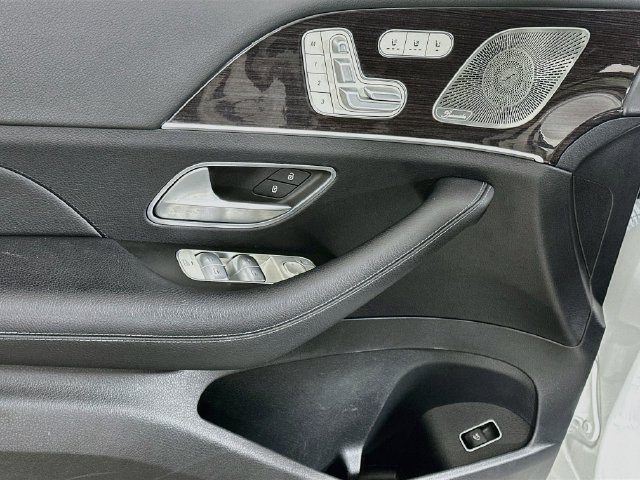 Used 2023 Mercedes-Benz GLE 350 4MATIC image 10