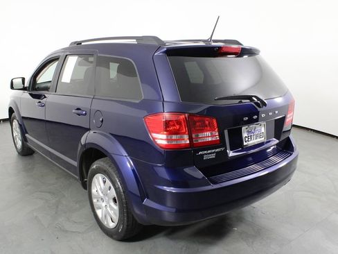 Used 2018 Dodge Journey SE image 3