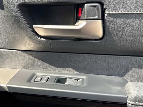 Used 2025 Toyota Tundra Limited image 23