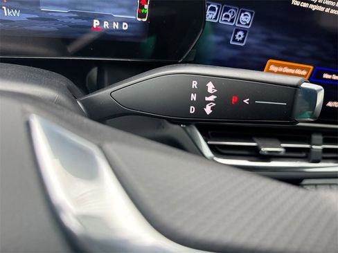 New 2026 Chevrolet Equinox EV LT image 21