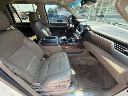 Used 2015 Chevrolet Tahoe LTZ RWD image 10