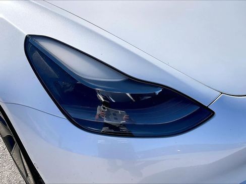 Used 2021 Tesla Model 3 Standard Range Plus image 26
