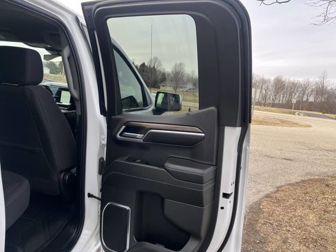 Used 2022 Chevrolet Silverado 1500 LT w/ Protection Package RWD image 31