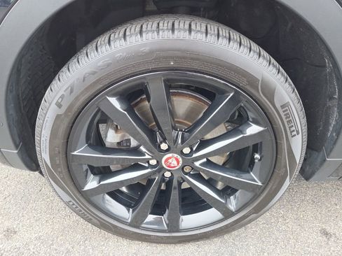 Used 2019 Jaguar E-PACE R-Dynamic SE image 16