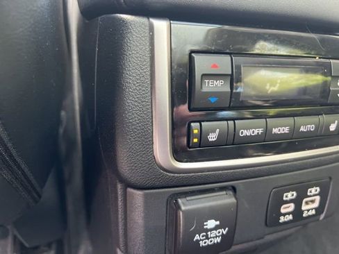 Certified 2025 Subaru Ascent Bronze Edition w/ Onyx Package image 59