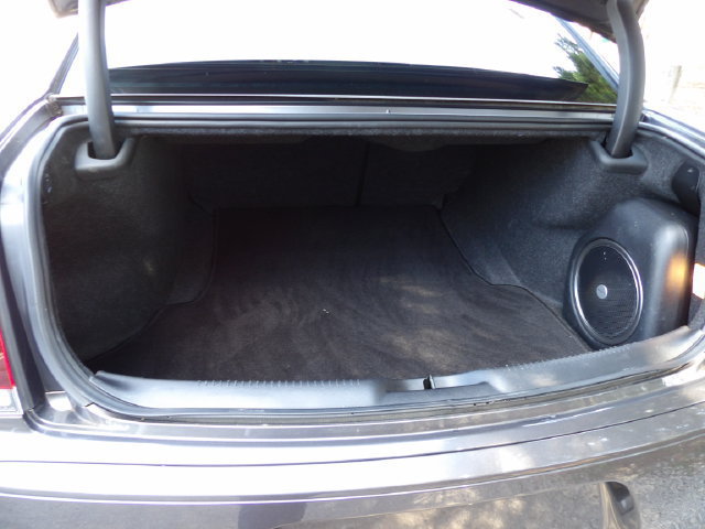 Used 2022 Chrysler 300 S w/ Comfort Group RWD image 10