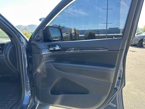 Used 2020 Jeep Grand Cherokee Trailhawk w/ Trailhawk Luxury Group image 20