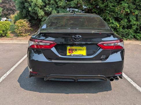 Used 2024 Toyota Camry SE AWD/4WD image 17