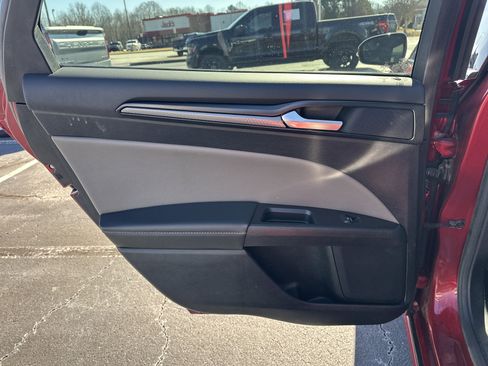 Used 2017 Ford Fusion Sport image 22