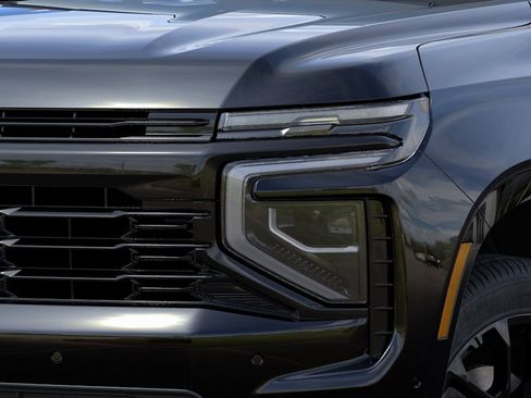 New 2026 Chevrolet Suburban RST w/ RST Capability Package AWD/4WD image 10