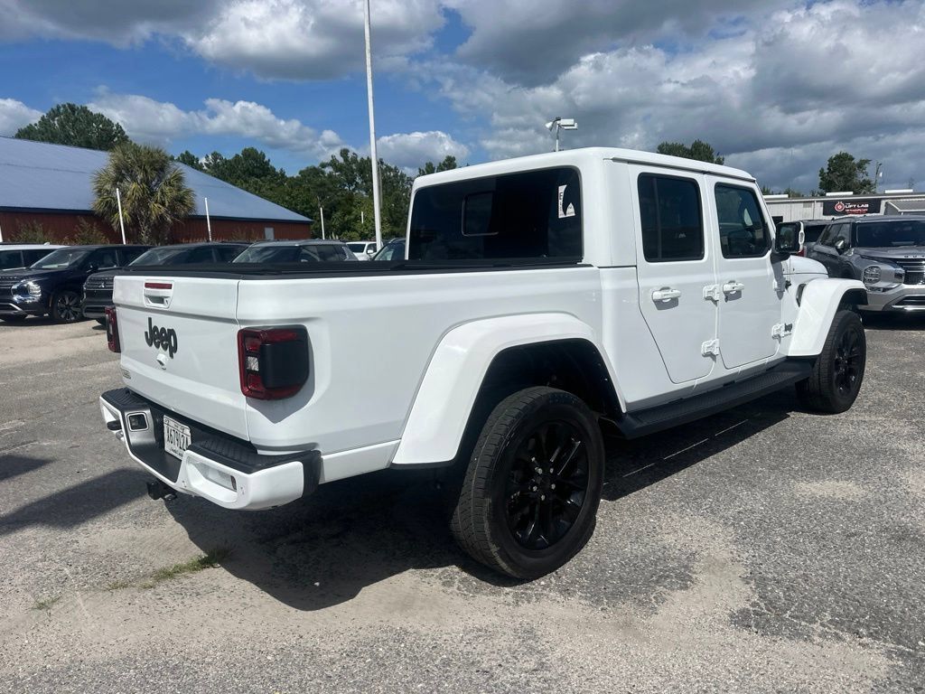 Used 2022 Jeep Gladiator Overland AWD/4WD image 3