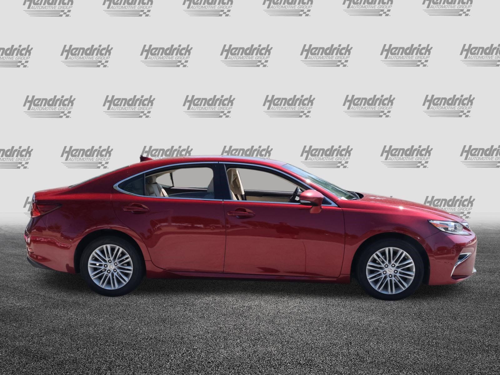 Used 2017 Lexus ES 350 w/ Premium Package FWD image 10