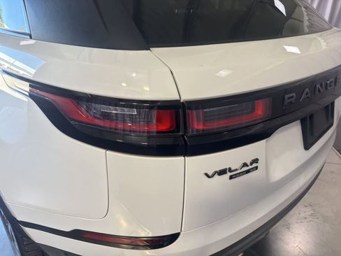 Used 2018 Land Rover Range Rover Velar R-Dynamic SE AWD/4WD image 10