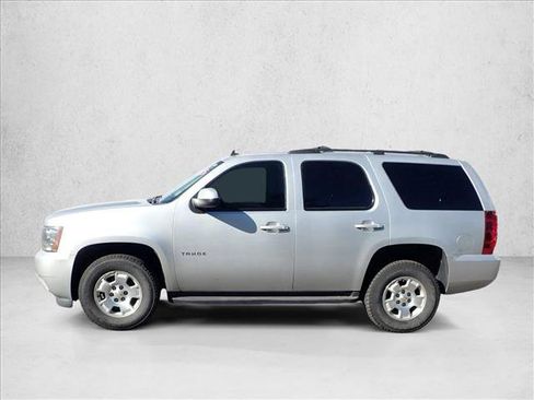 Used 2013 Chevrolet Tahoe LS w/ Convenience Package AWD/4WD image 7