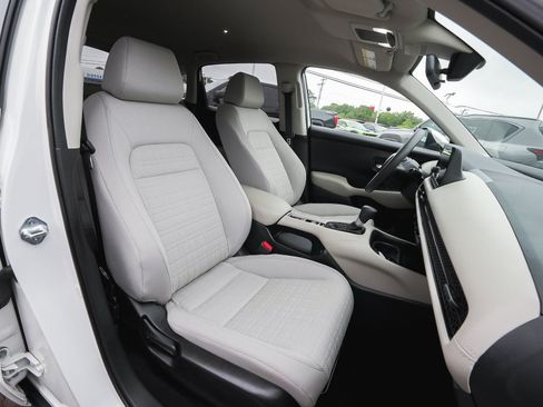 Used 2023 Honda HR-V LX image 40