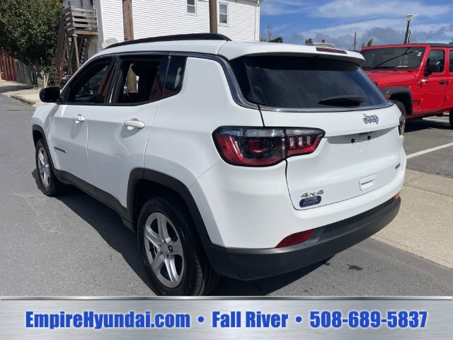 Used 2024 Jeep Compass Latitude AWD/4WD image 9