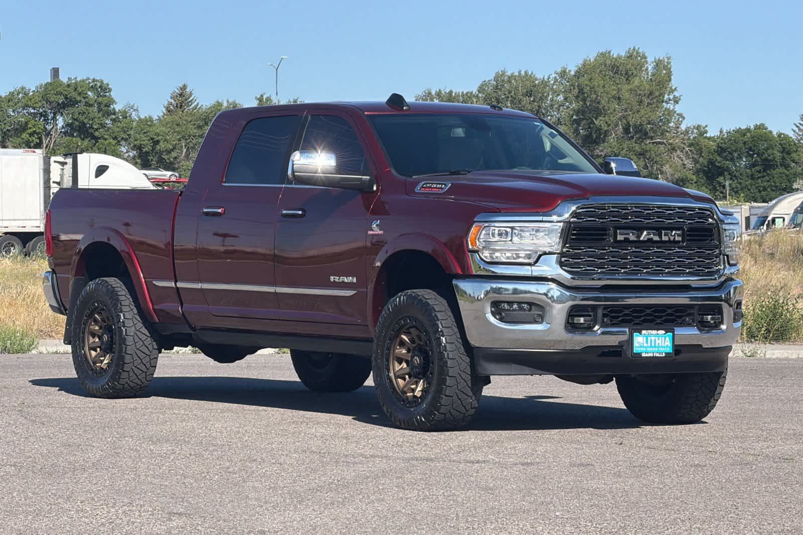 Used 2022 RAM 2500 Limited AWD/4WD image 9