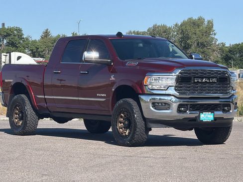 Used 2022 RAM 2500 Limited AWD/4WD image 9