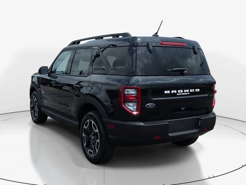 Used 2023 Ford Bronco Sport Outer Banks w/ Tech Package AWD/4WD image 8
