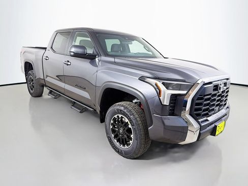 New 2026 Toyota Tundra SR5 AWD/4WD image 3