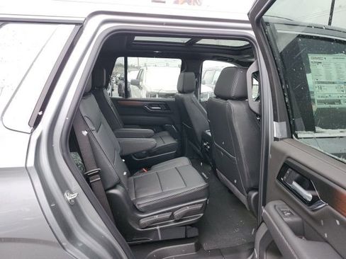 New 2026 GMC Yukon Denali w/ Sun & Power Step Package image 21