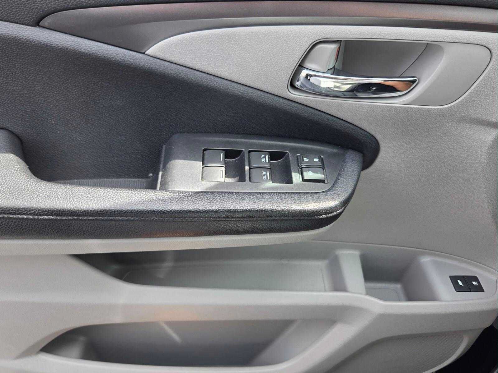 Used 2017 Honda Pilot EX-L image 33