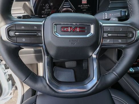 Used 2026 GMC Acadia Elevation w/ Black Edition FWD image 17