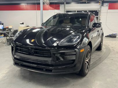 Used 2024 Porsche Macan S w/ Premium Plus Package