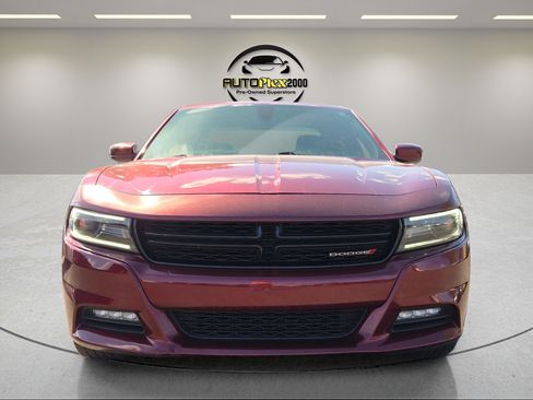 Used 2018 Dodge Charger SXT Plus w/ Quick Order Package 29J RWD image 2