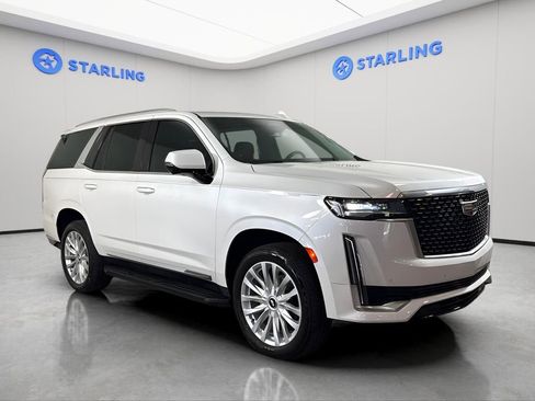 Used 2022 Cadillac Escalade Luxury image 14