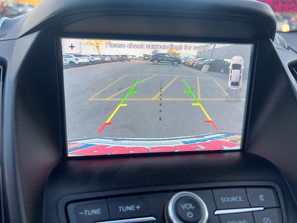 Used 2019 Ford Escape SEL AWD/4WD image 42