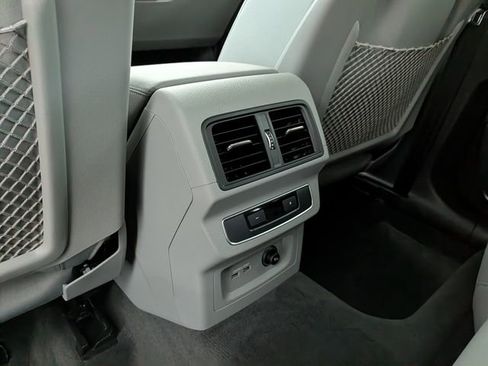 Used 2023 Audi Q5 2.0T Premium image 18