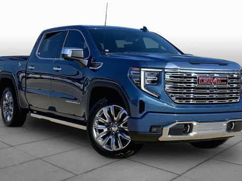 Used 2024 GMC Sierra 1500 Denali AWD/4WD image 3