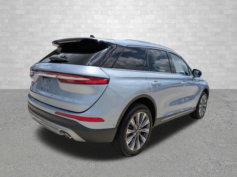 Used 2022 Lincoln Corsair Reserve w/ Equipment Group 201A AWD/4WD image 2